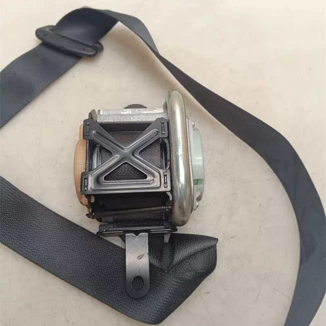 Cintura di sicurezza anteriore sinistra