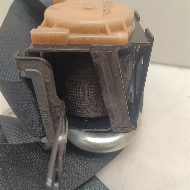 Cintura di sicurezza anteriore sinistra