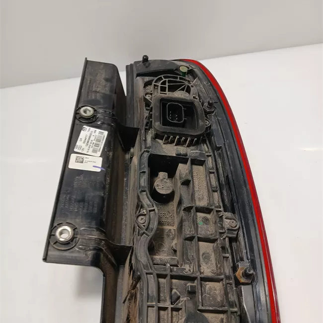 Fanale posteriore sinistro