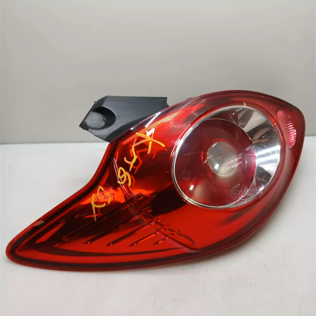 Fanale posteriore sinistro