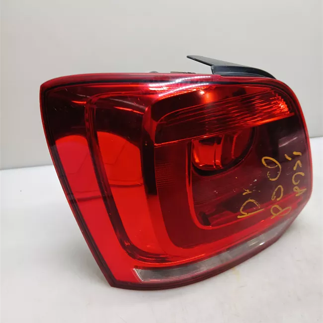 Fanale posteriore sinistro AL