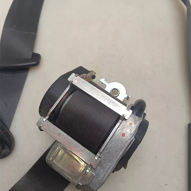 Cintura di sicurezza anteriore destra