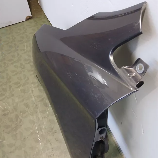 Parafango anteriore sinistro