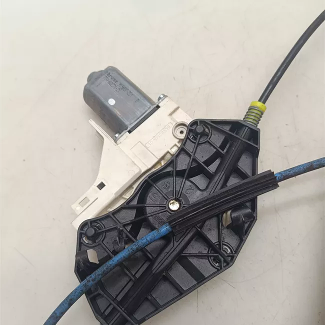 Alzacristallo elettrico porta anteriore sinistro