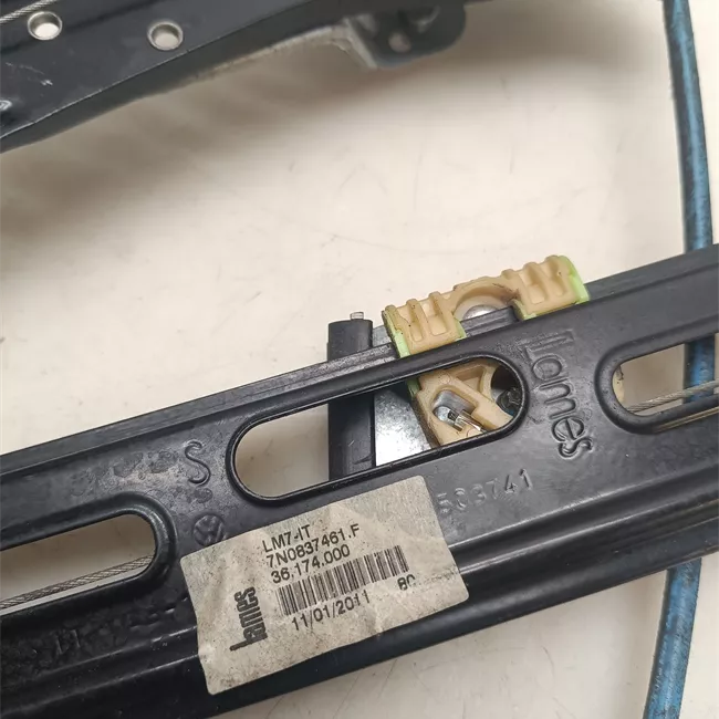 Alzacristallo elettrico porta anteriore sinistro