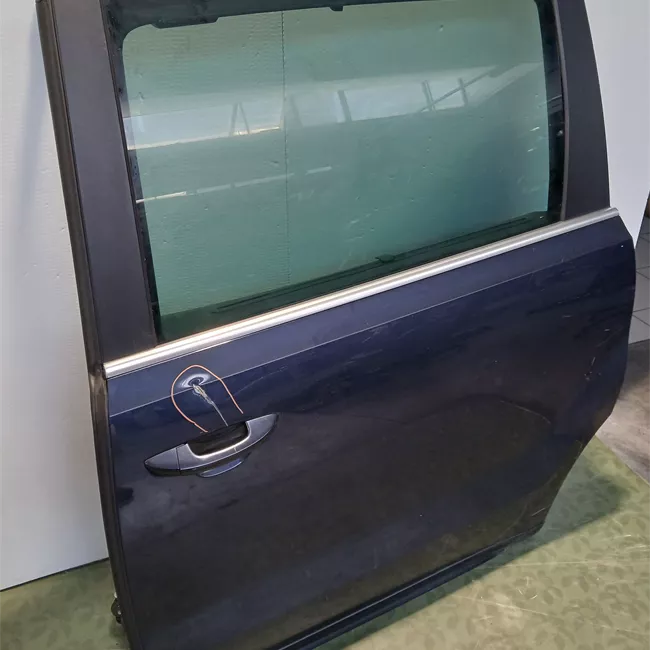 Porta posteriore sinistra