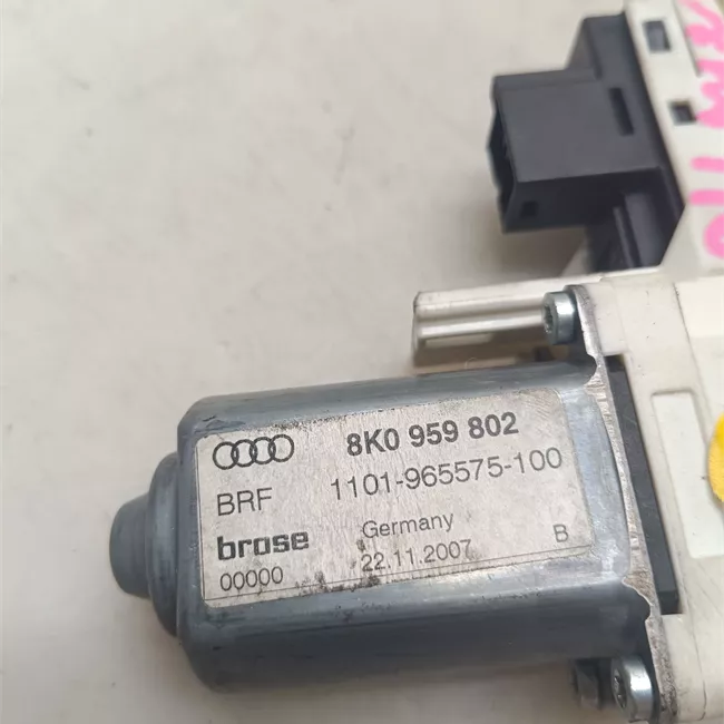 Motorino alzacristallo porta anteriore destro