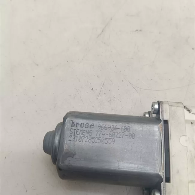 Motorino alzacristallo porta anteriore destro