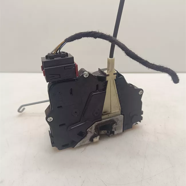 Serratura porta anteriore sinistra