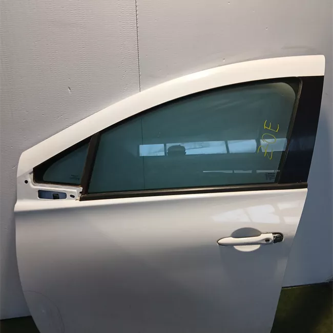 Porta anteriore sinistra