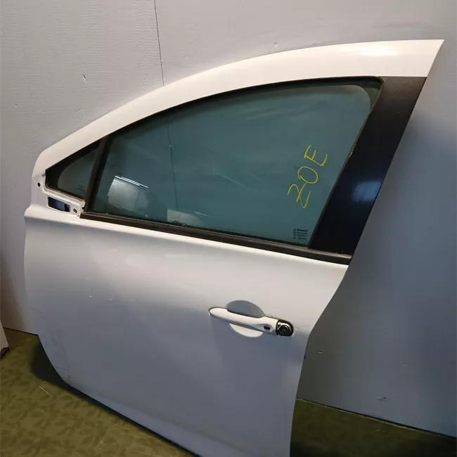 Porta anteriore sinistra