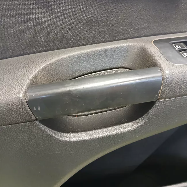 Pannello interno porta anteriore sinistro Tessuto nero titanio