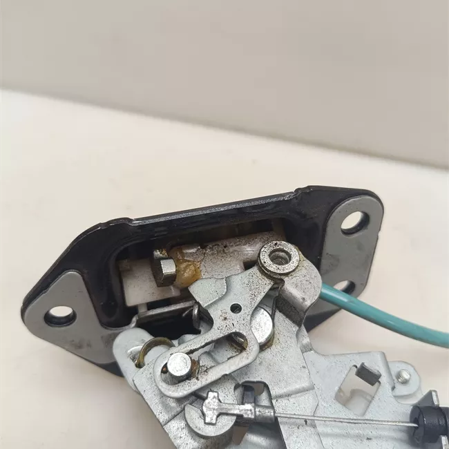 Serratura portello posteriore