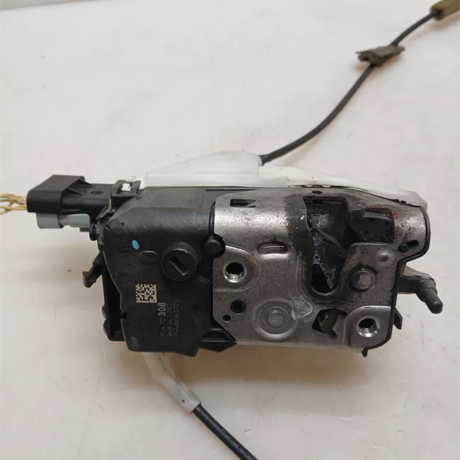 Serratura porta anteriore destra