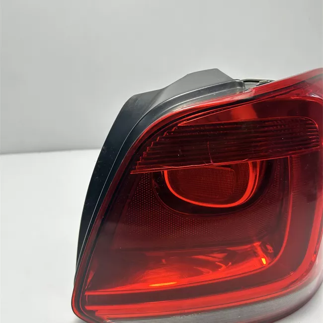 Fanale posteriore destro AL