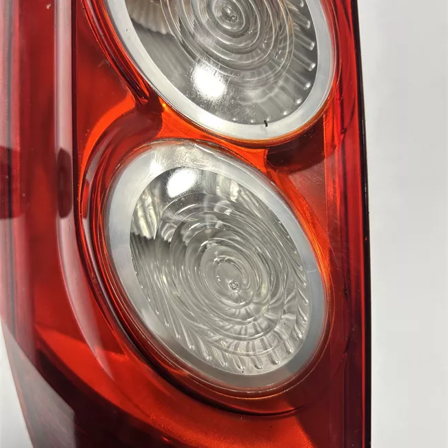 Fanale posteriore sinistro