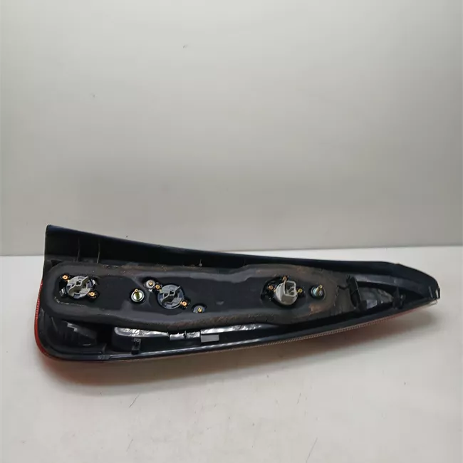 Fanale posteriore sinistro