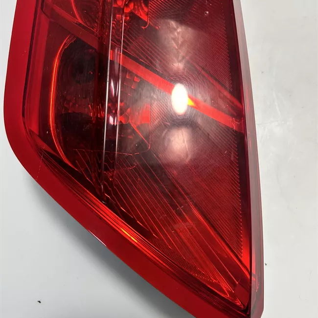 Fanale posteriore sinistro