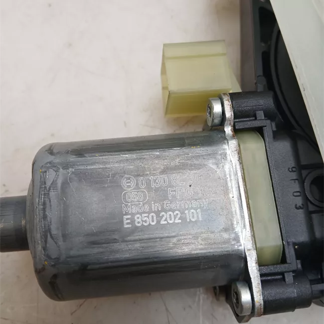 Alzacristallo elettrico porta anteriore sinistro