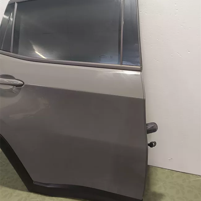 Porta posteriore destra