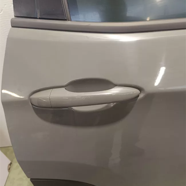 Porta posteriore destra