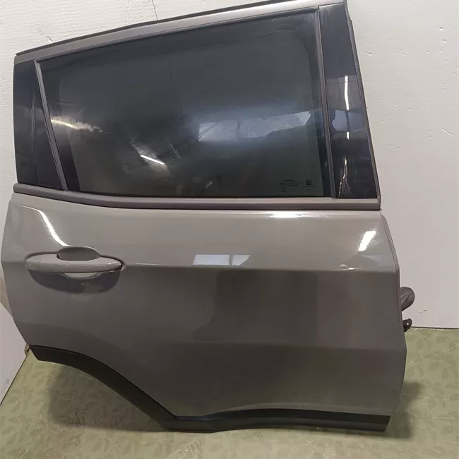 Porta posteriore destra