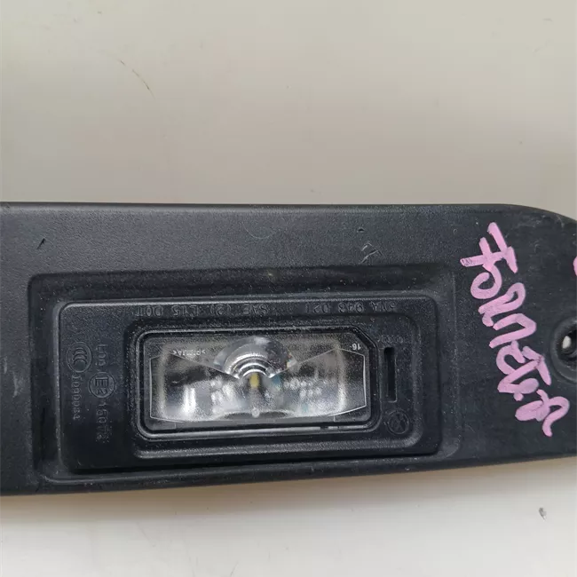 Pulsante portello posteriore