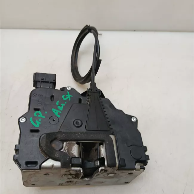 Serratura chiusura centralizzata porta anteriore sinistra