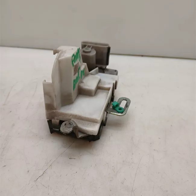 Serratura porta anteriore destra