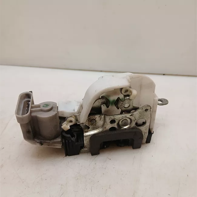 Serratura porta anteriore destra