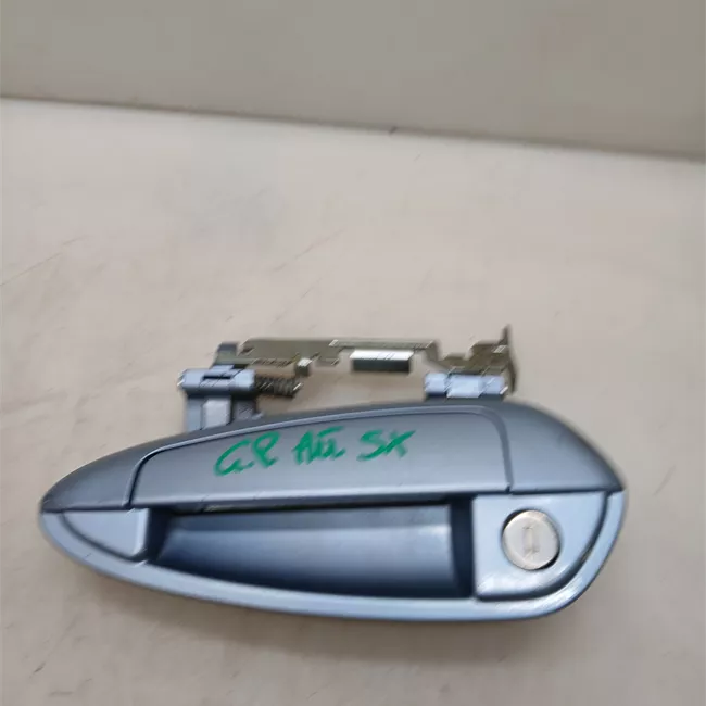 Maniglia porta anteriore sinistra