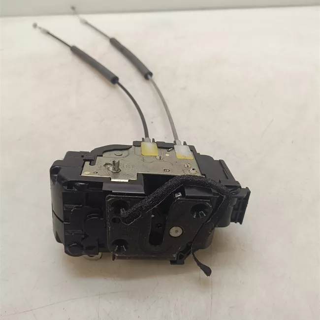 Serratura porta posteriore destra con chiusura centralizzata