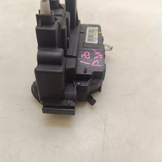 Serratura porta posteriore destra con chiusura centralizzata