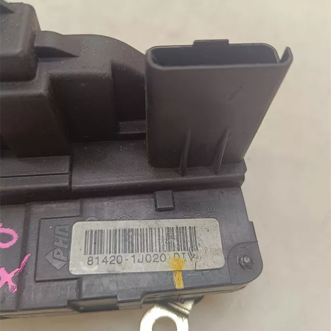 Serratura porta posteriore destra con chiusura centralizzata