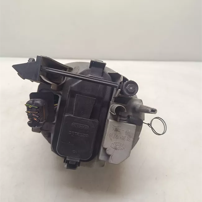 Proiettore sinistro <05/01