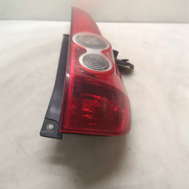 Fanale posteriore destro