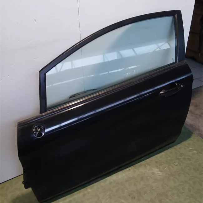 Porta anteriore sinistra