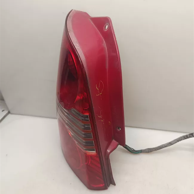 Fanale posteriore sinistro