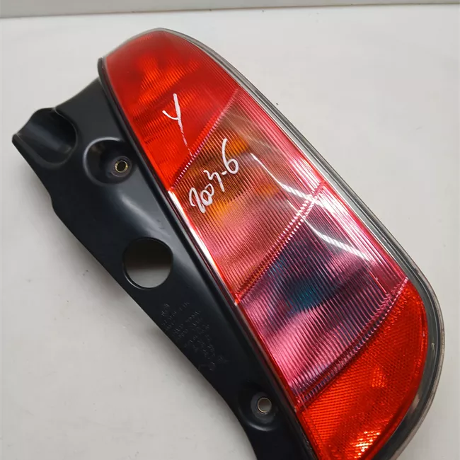 Fanale posteriore destro