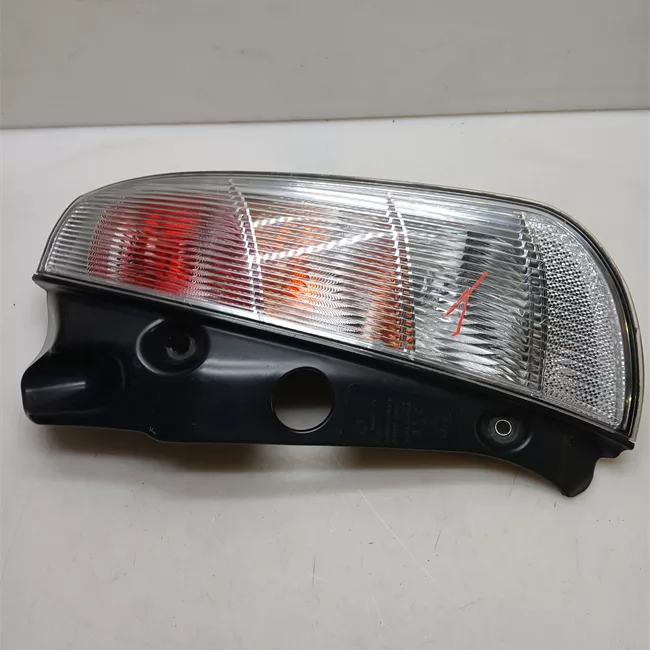 Fanale posteriore destro