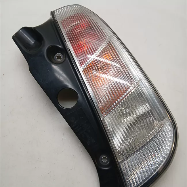 Fanale posteriore destro