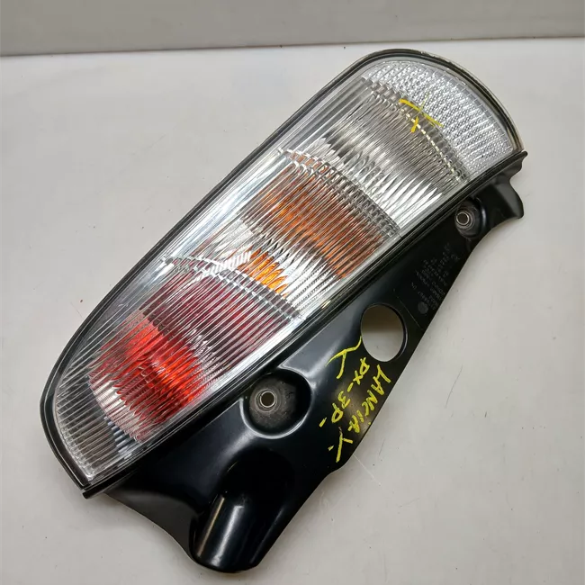 Fanale posteriore destro