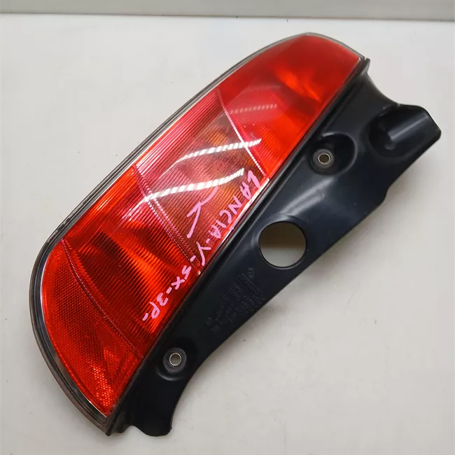 Fanale posteriore sinistro