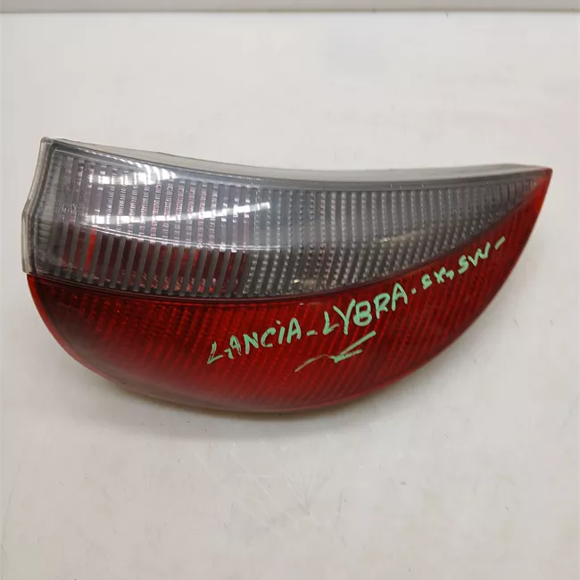 Fanale posteriore sinistro <05/02