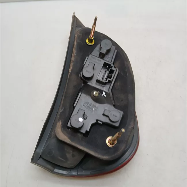 Fanale posteriore destro <05/02