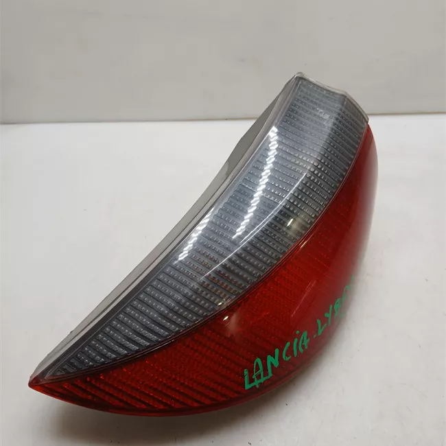 Fanale posteriore destro <05/02