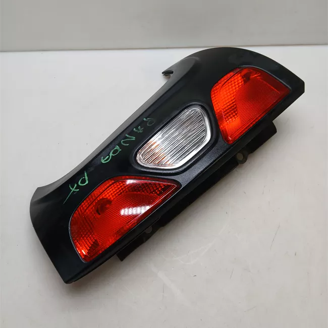 Fanale posteriore destro