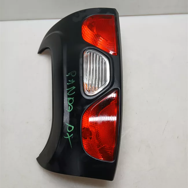 Fanale posteriore destro