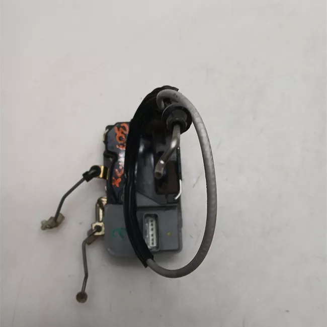 Serratura porta anteriore sinistra