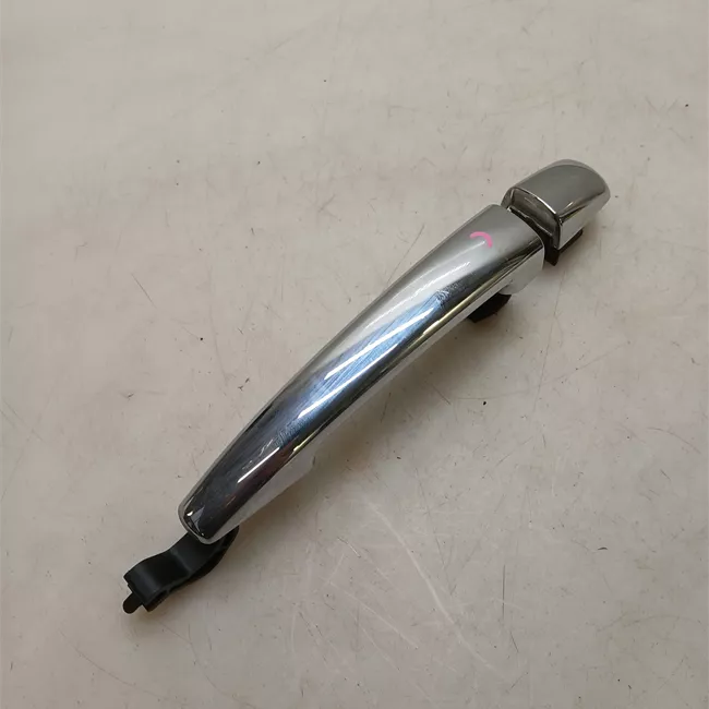 Maniglia porta anteriore destra cromato